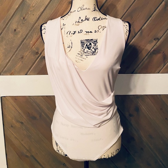 NWOT FashionNova White Flow Top Bodysuit - Picture 2 of 5